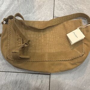 Unisex NWT Free People Sandino Suede Messenger Bag Camel Croc Boho Crossbody